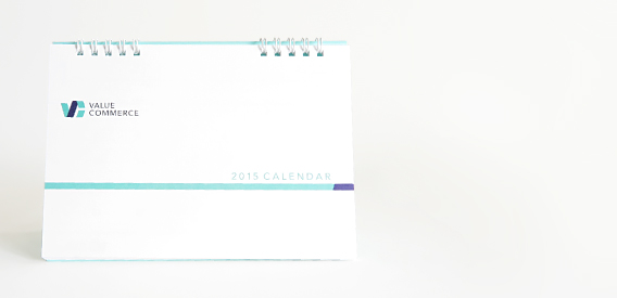 シンプルな卓上カレンダーのデザイン制作事例