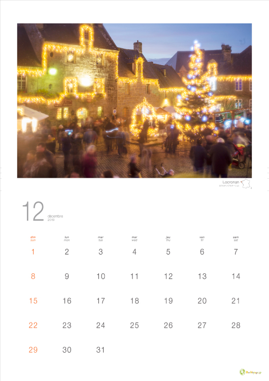 『行ってみたいフランスの村』カレンダーの12月の写真はLocronan／ロクロナン
